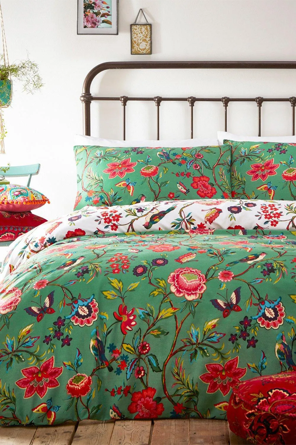 Bedding | Pomelo Tropical Floral Reversible Duvet Cover Set | Furn