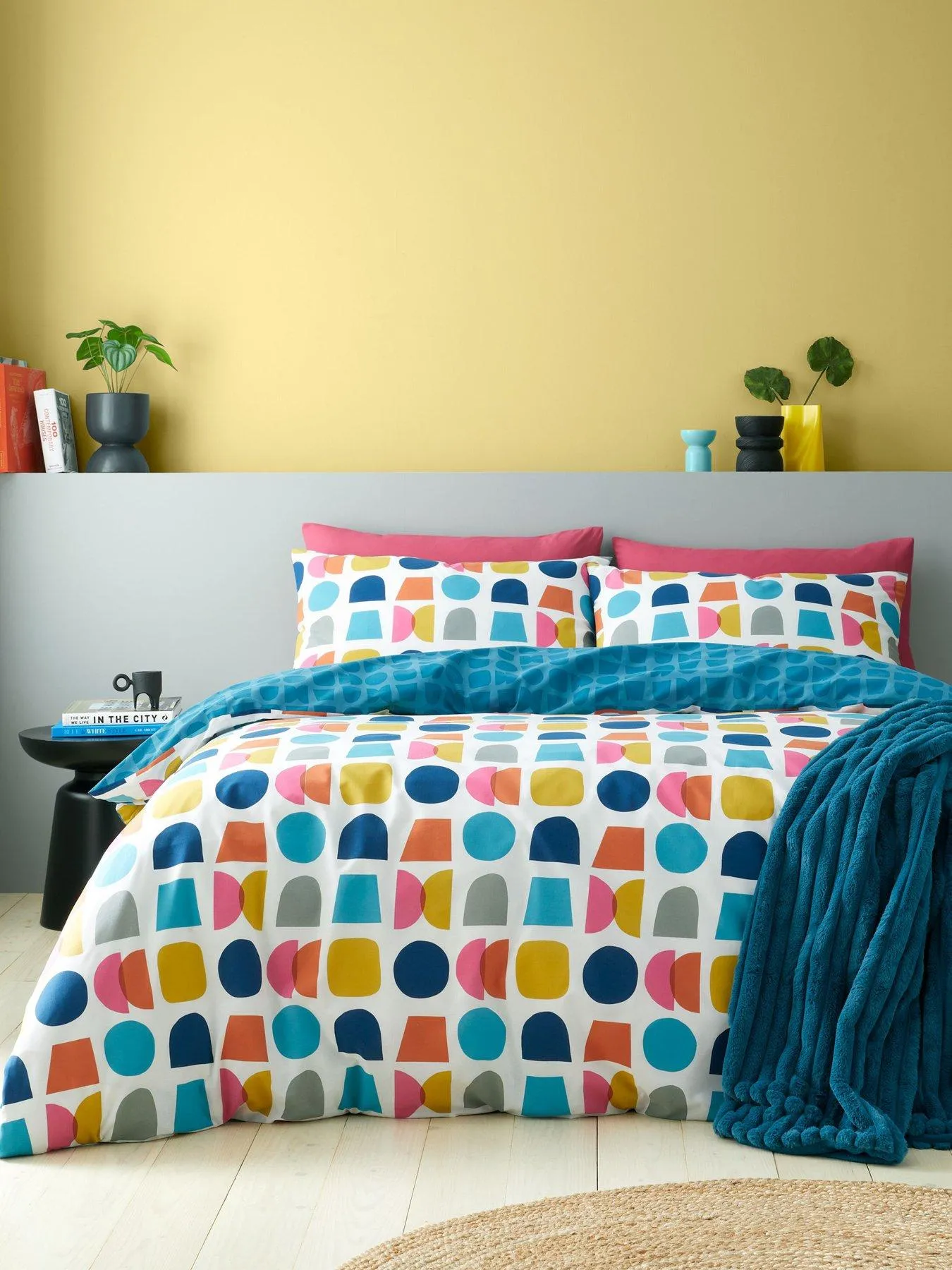 Catherine Lansfield Connect Geo Reversible Duvet Cover Set