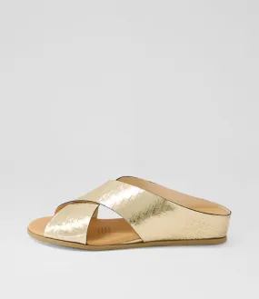 DJANGO & JULIETTE Harli Gold Squares Metallic Leather Sandals