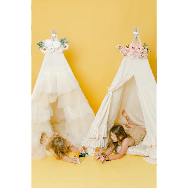 E&E Ivory Ruffle Tulle Play Tent