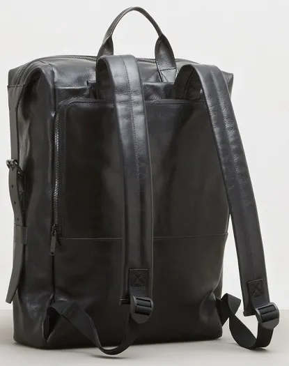 Kenneth Cole Cow Rugged Leather Single Gusset Computer Backpack 