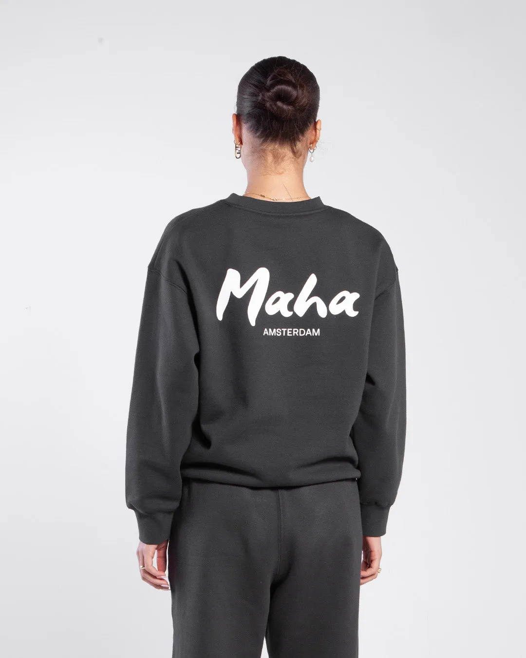 Maha Amsterdam Basic Crew Sweater Washed Black