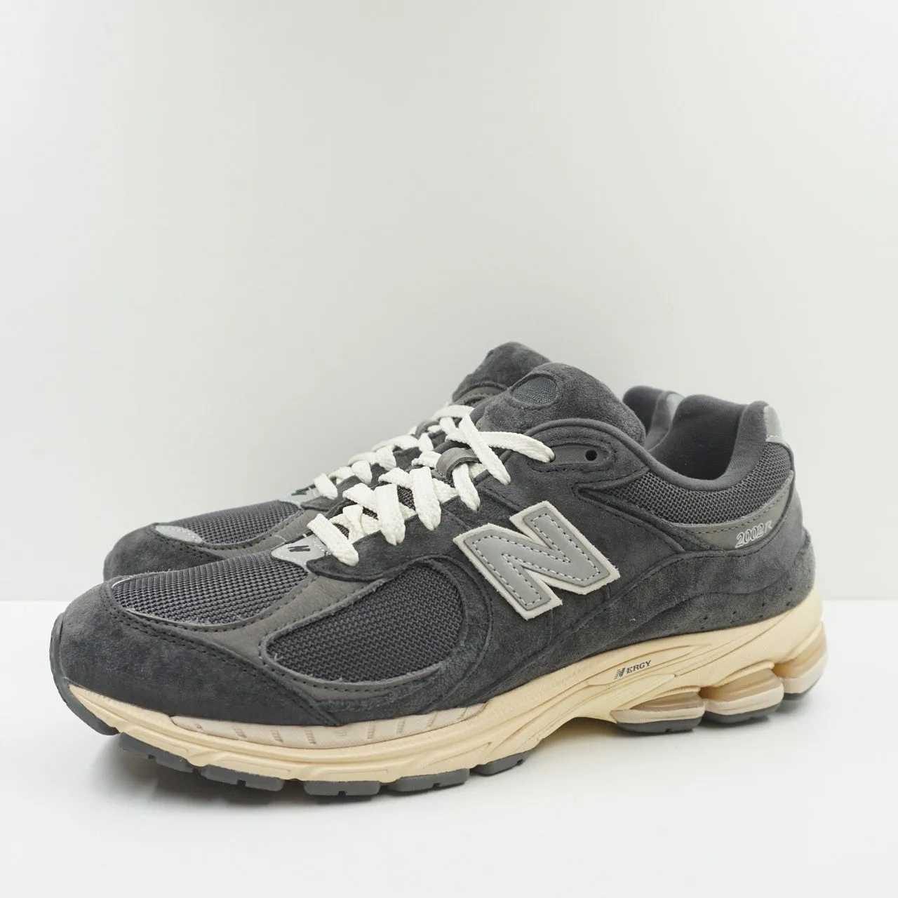 New Balance 2002R Black Dark Grey