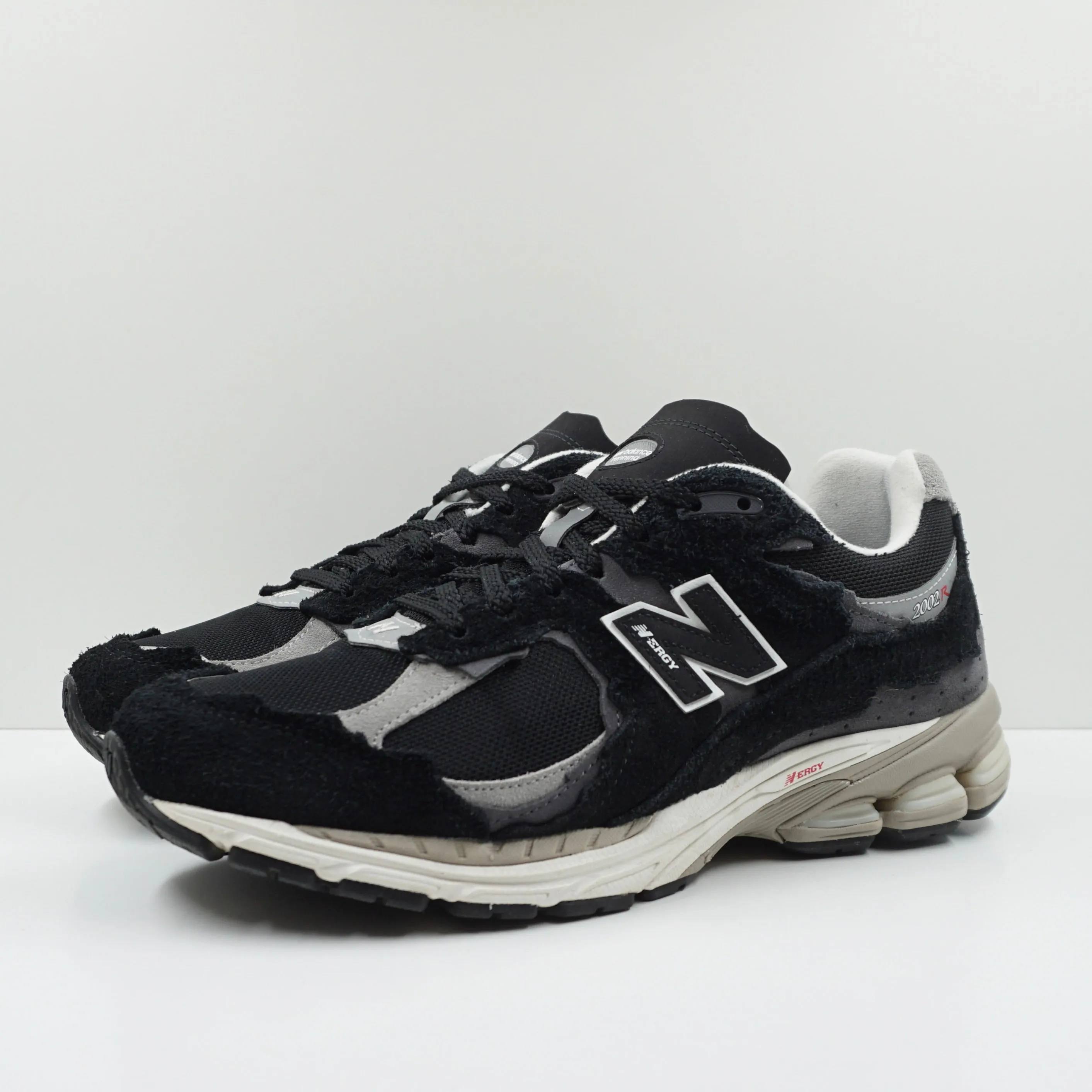 New Balance 2002R Protection Pack Black Grey