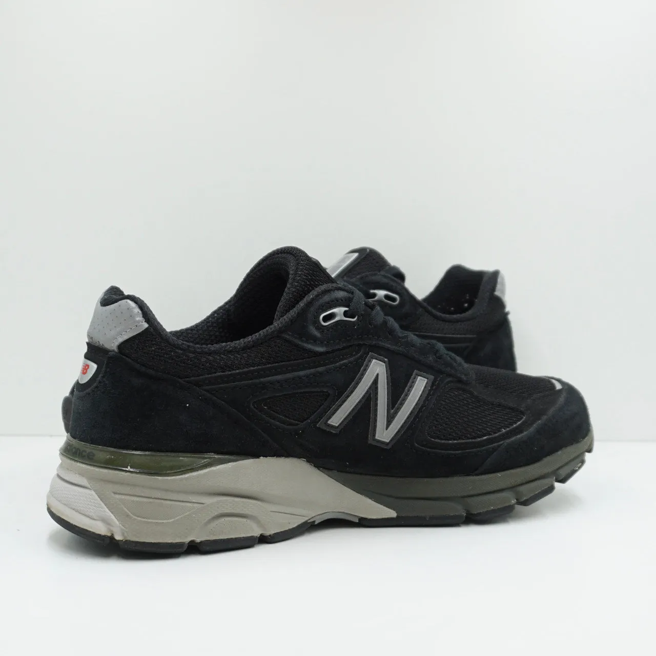 New Balance 990 V4 Black (W)