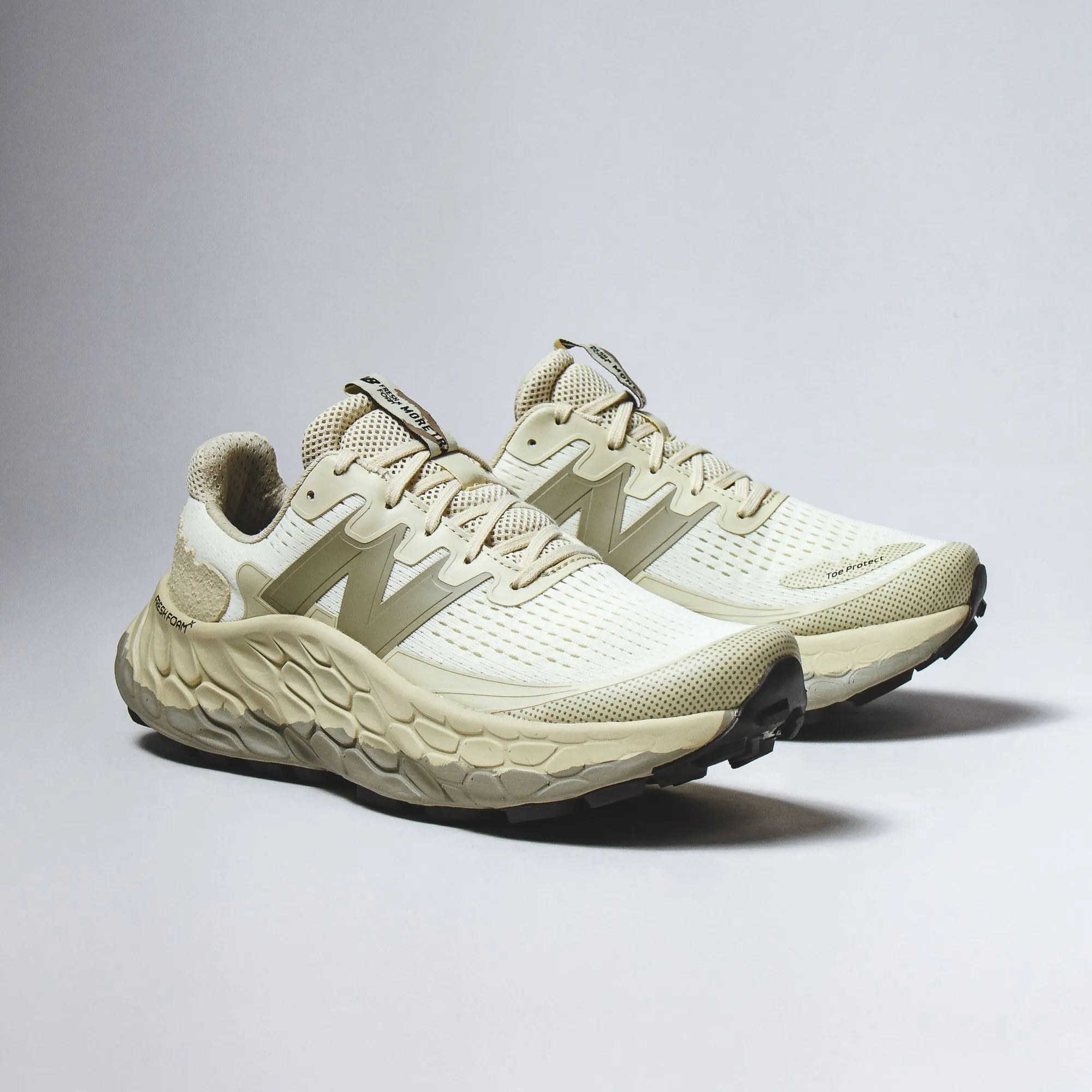 New Balance Men Fresh Foam More Trail Pistachio Butter MTMORNGR