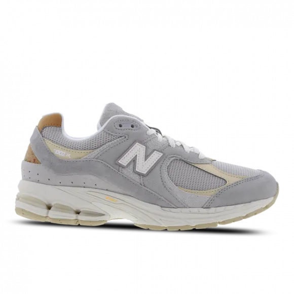 New Balance Men's M2002RSB Sneakers in Concrete