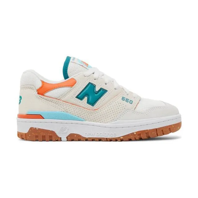 New Balance Women's 550 (Sea Salt Verdigris/ Cream/ Sea ...