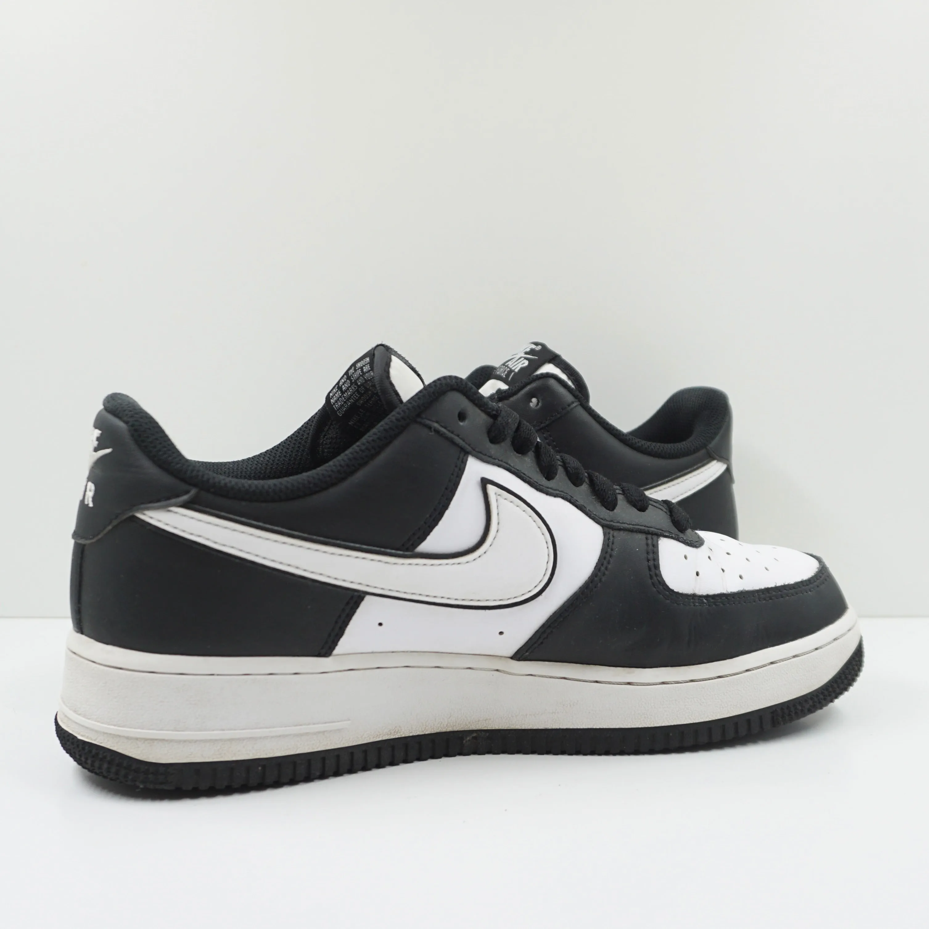 Nike Air Force 1 Low '07 White Swoosh Panda