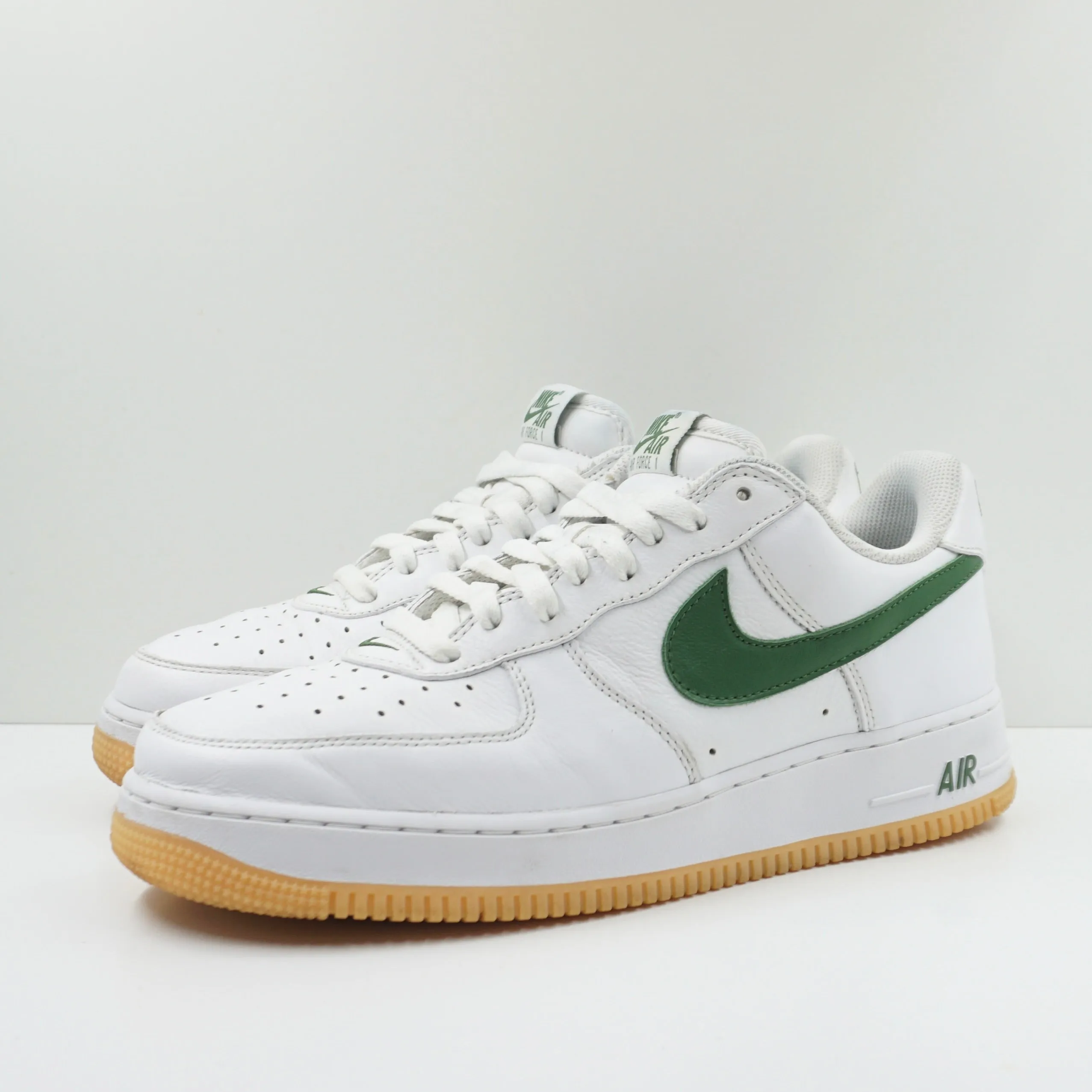 Nike Air Force 1 Low Retro QS Color of the Month White Forest Green