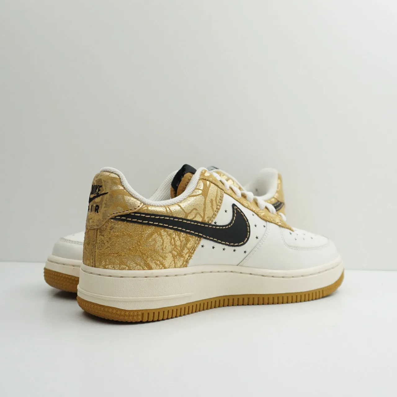 Nike Air Force 1 Metallic Gold 07 (W)