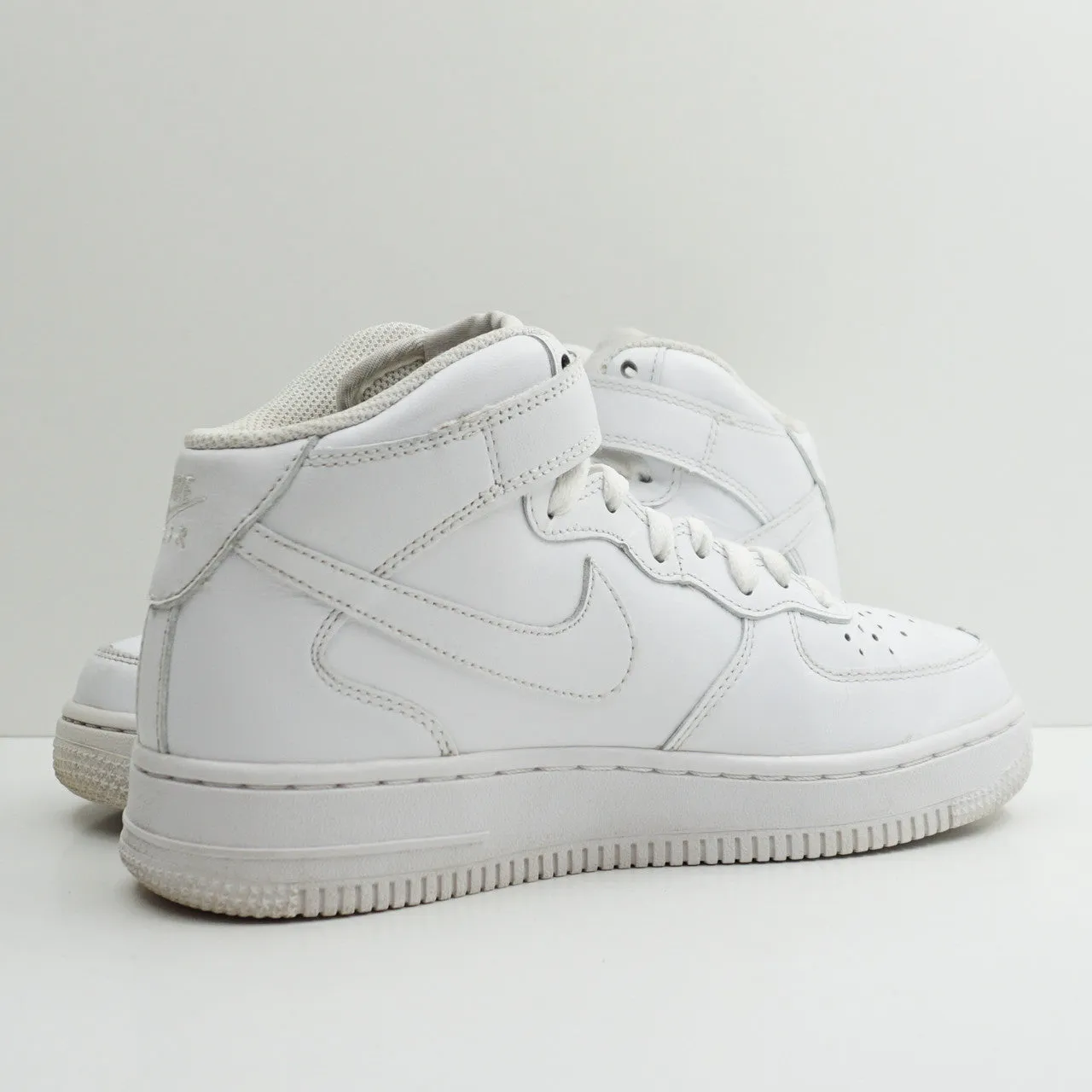 Nike Air Force 1 Mid Triple White (W)