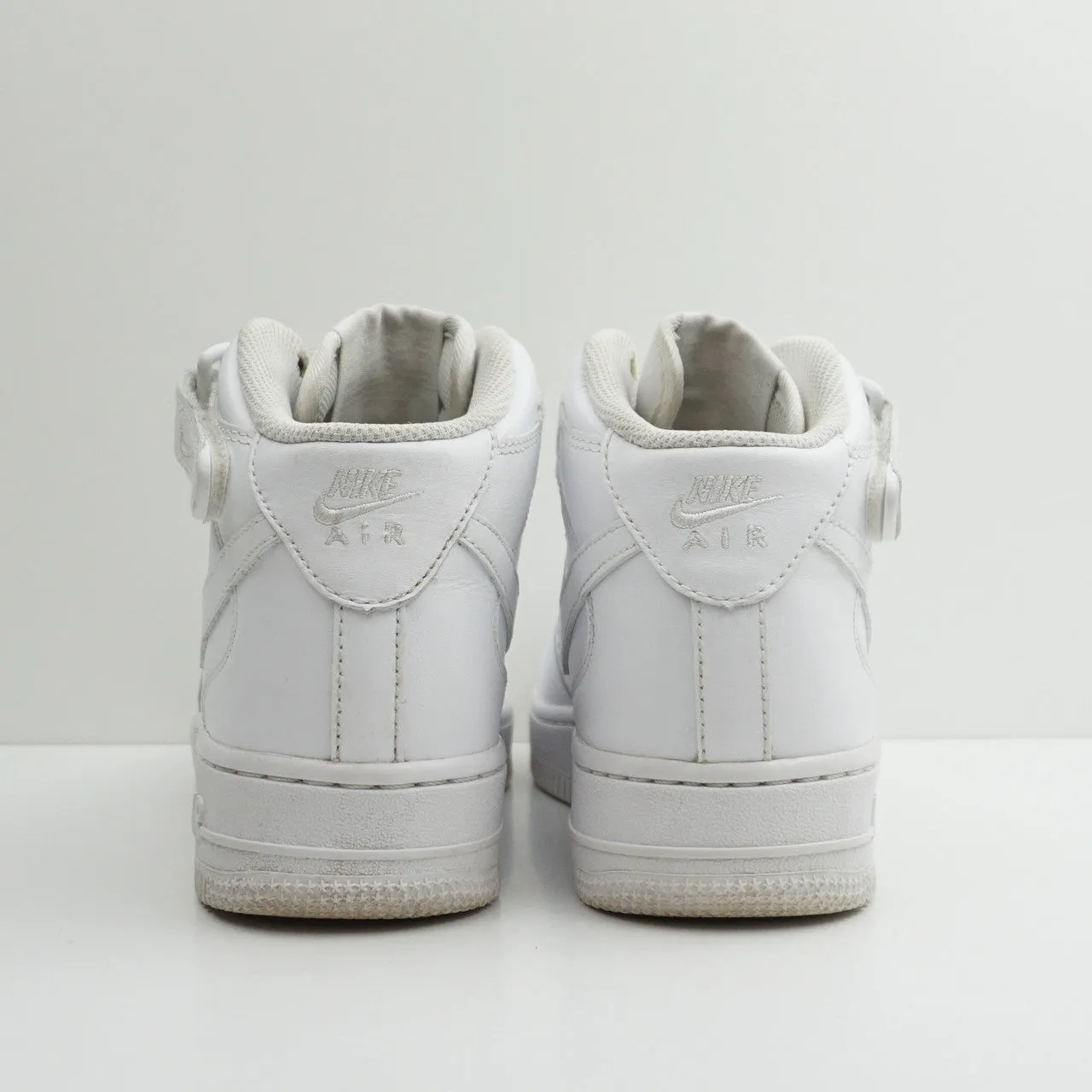 Nike Air Force 1 Mid Triple White (W)