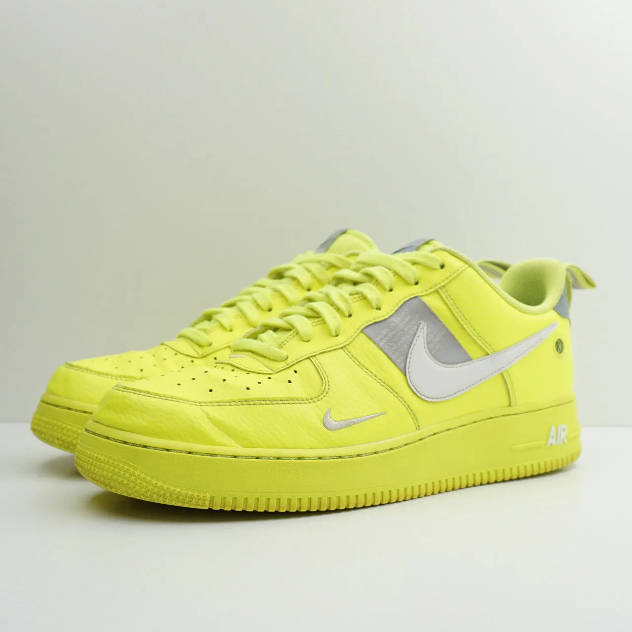 Nike Air Force 1 Utility Volt 2