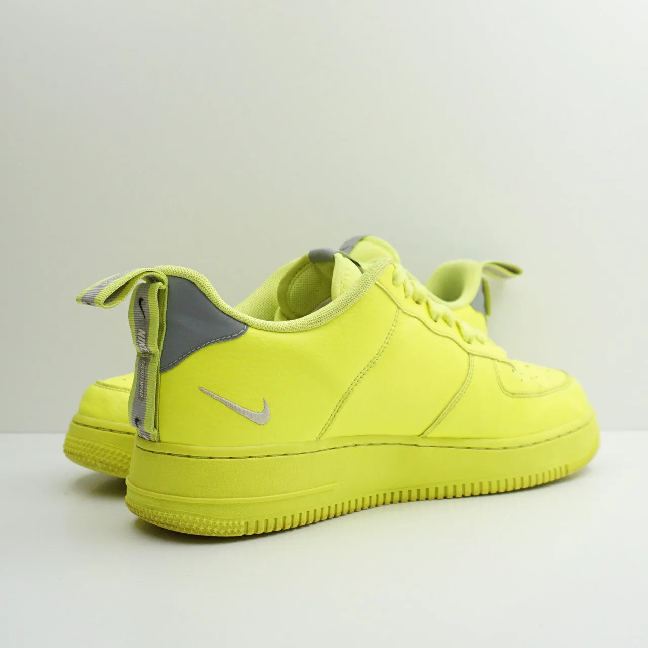 Nike Air Force 1 Utility Volt 2