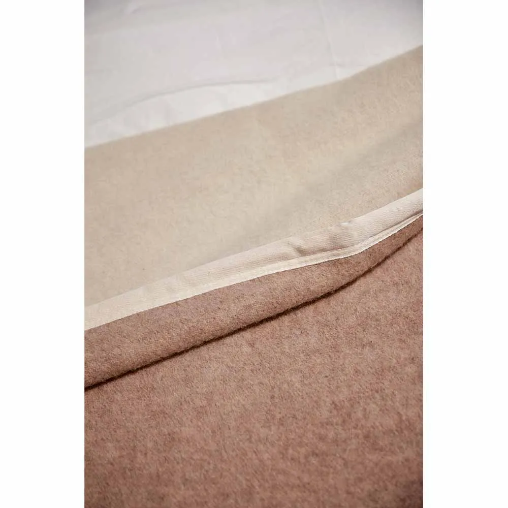 Poyet Motte Sant FE Blanket 100% Wool Blanket 500Gsm - Queen 94