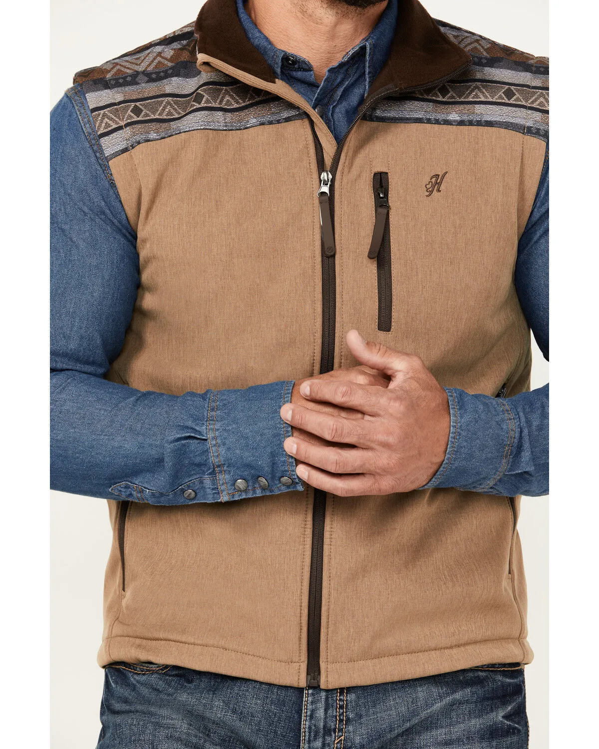 Product Name:  Hooey Men's Southwestern Print Softshell Vest