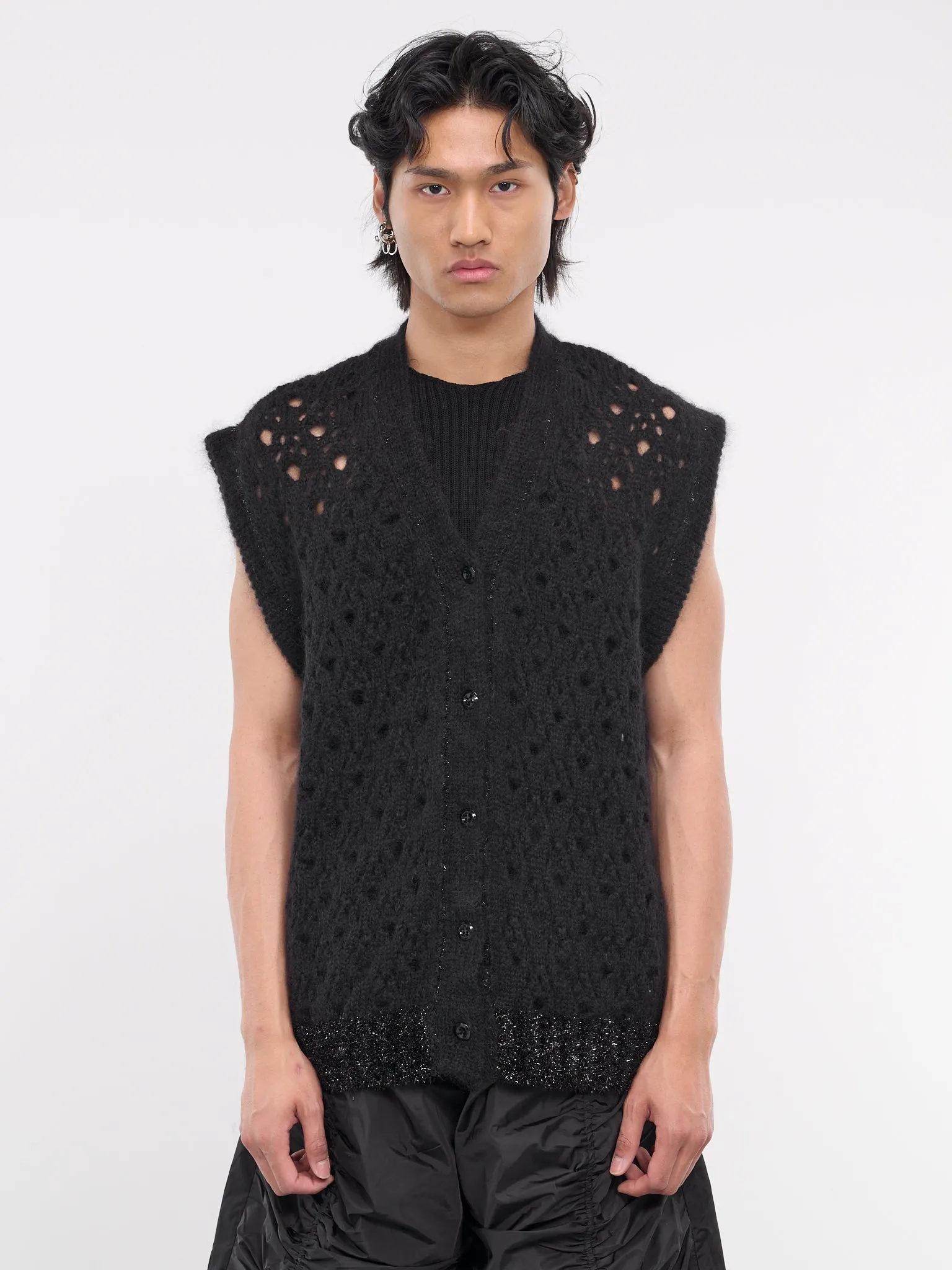 Tinsel Trim Knit Vest (AMK16T-0643-BLACK)