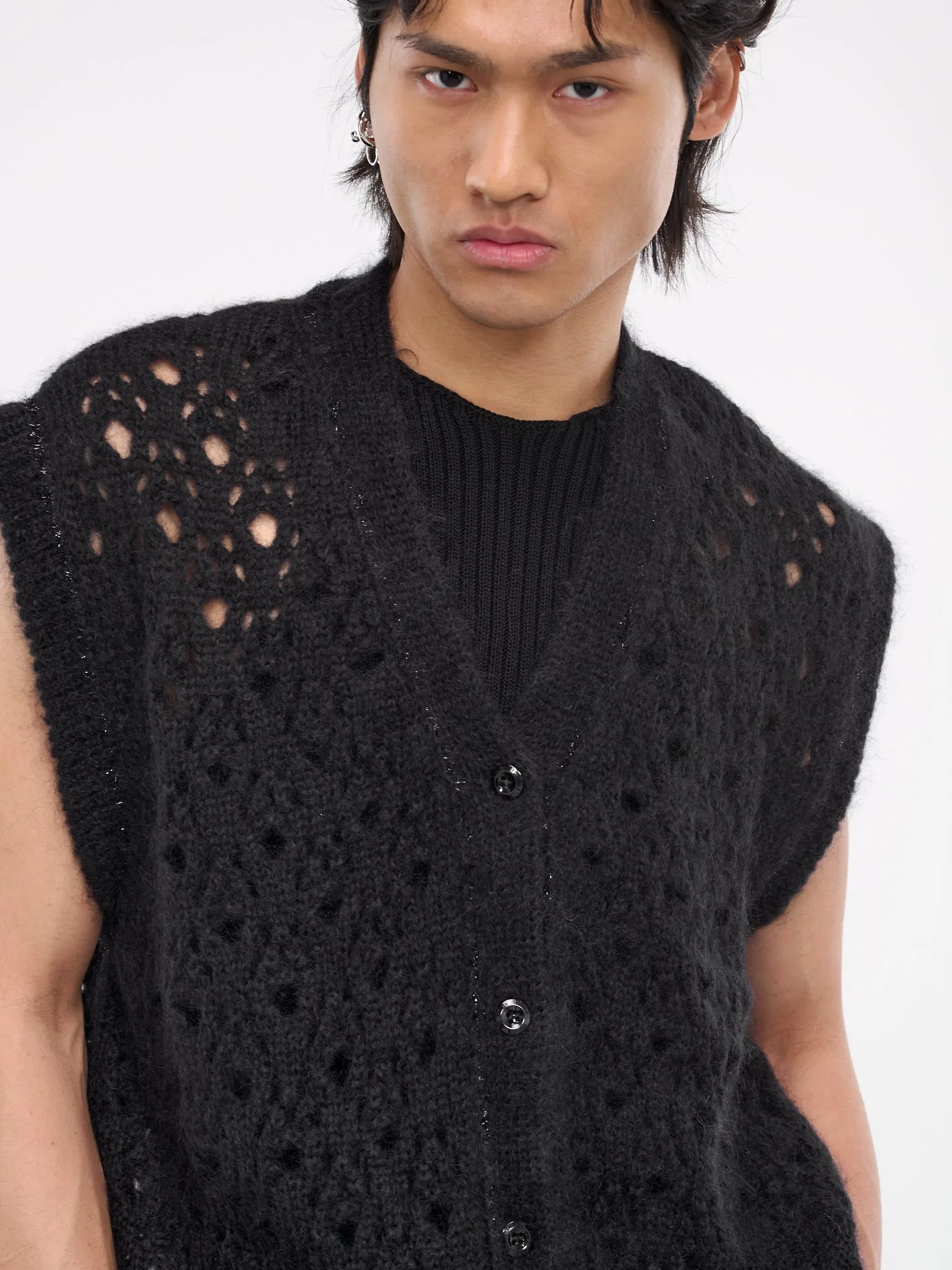 Tinsel Trim Knit Vest (AMK16T-0643-BLACK)