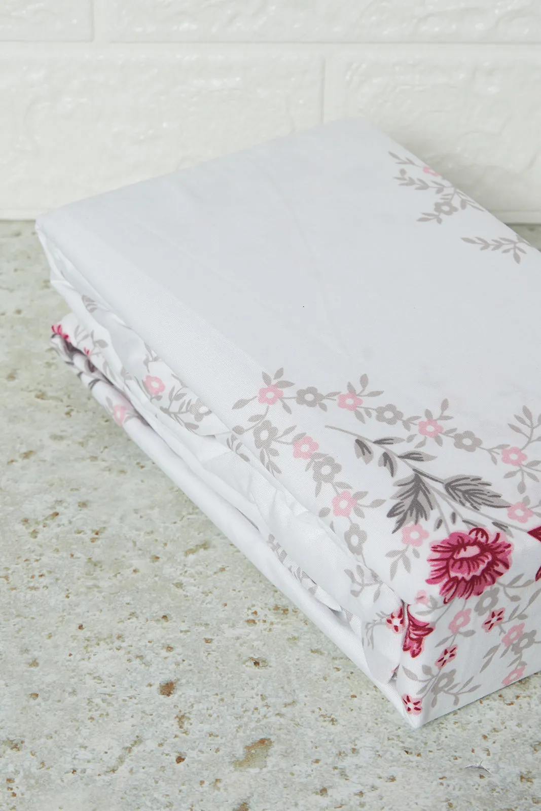 White Floral Printed Fitted Sheet (King Size)