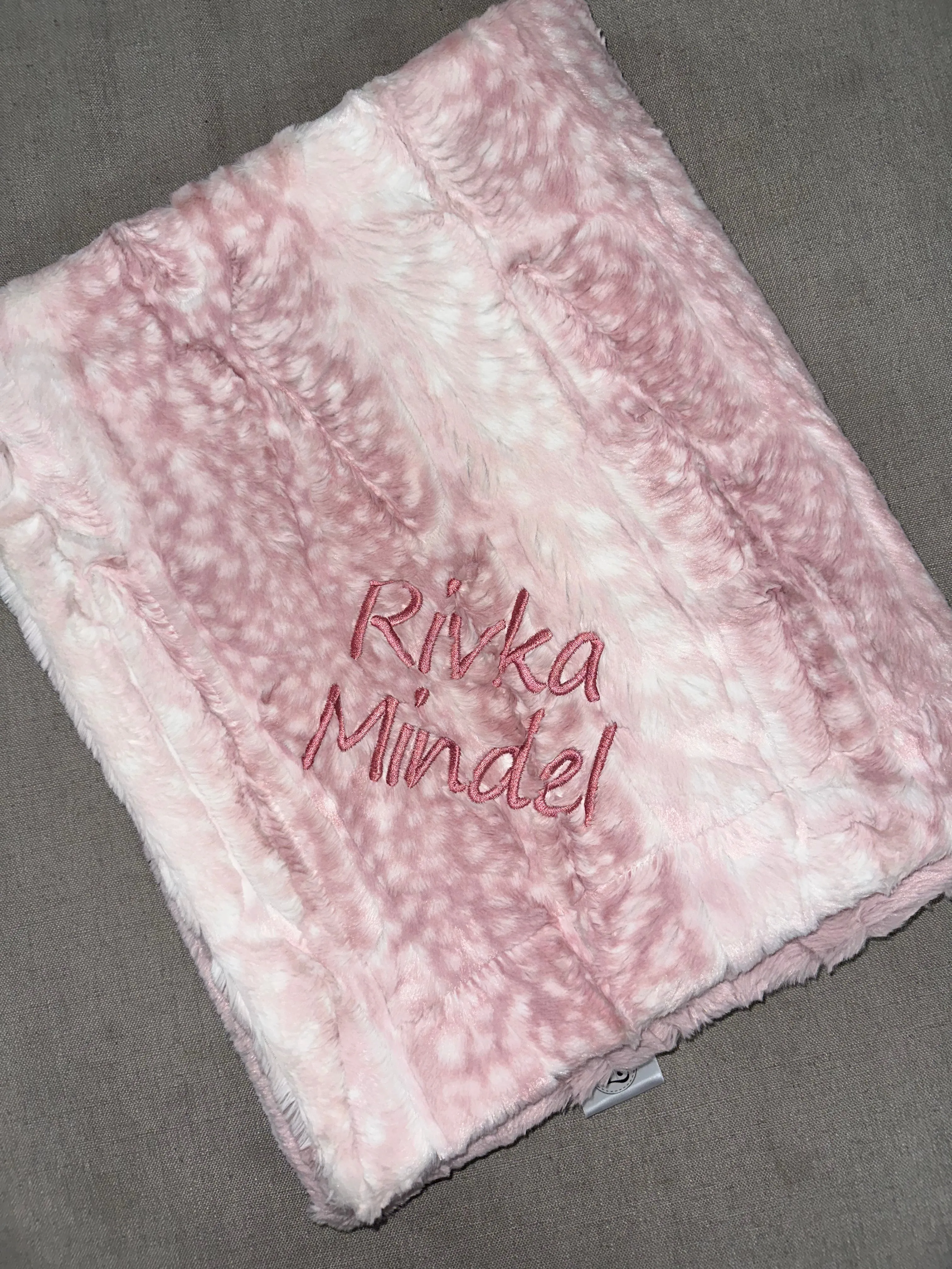 Zandino Noah Mauve Minky Blanket